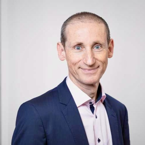 Dr. Tomas Brenner